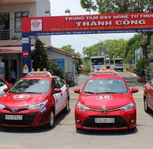 Trường Đào Tạo Lái Xe Nghề Lái Xe Thành Công