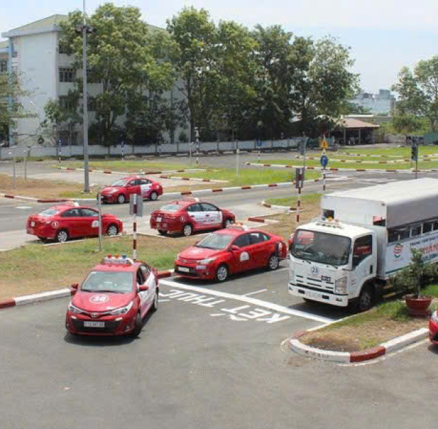 Trường Đào Tạo Lái Xe Nghề Lái Xe Thành Công