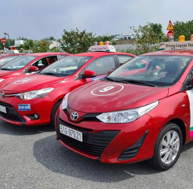Trường Đào Tạo Lái Xe Nghề Lái Xe Thành Công