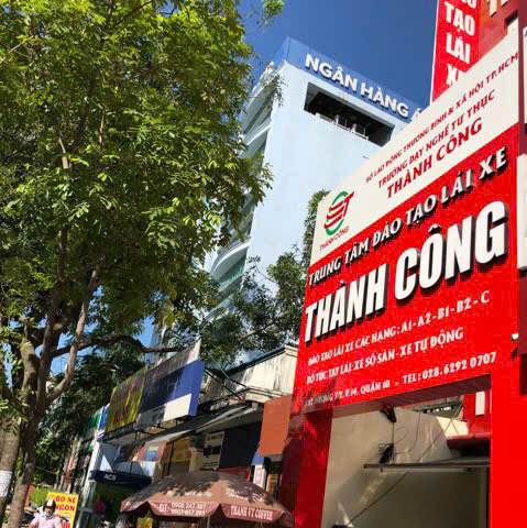 Trường Dạy Lái Xe Thành Công